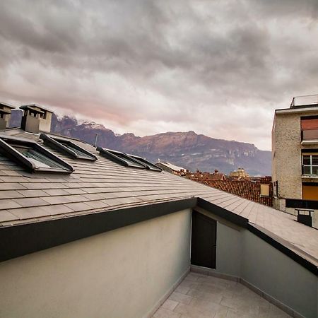 Lake Como Apartments Lecco Exteriér fotografie